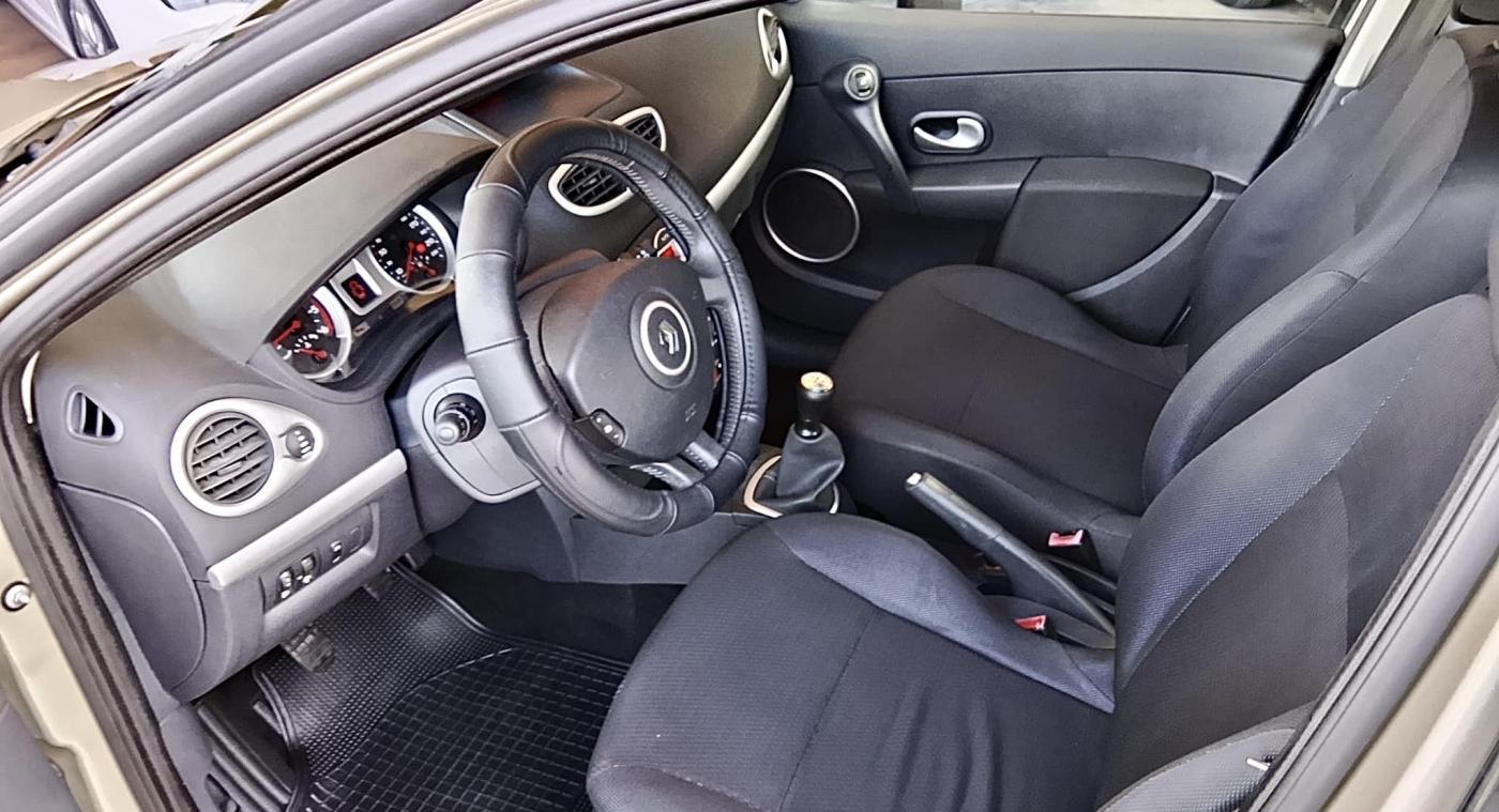 Renault Clio 1.5 DCI 86 cv