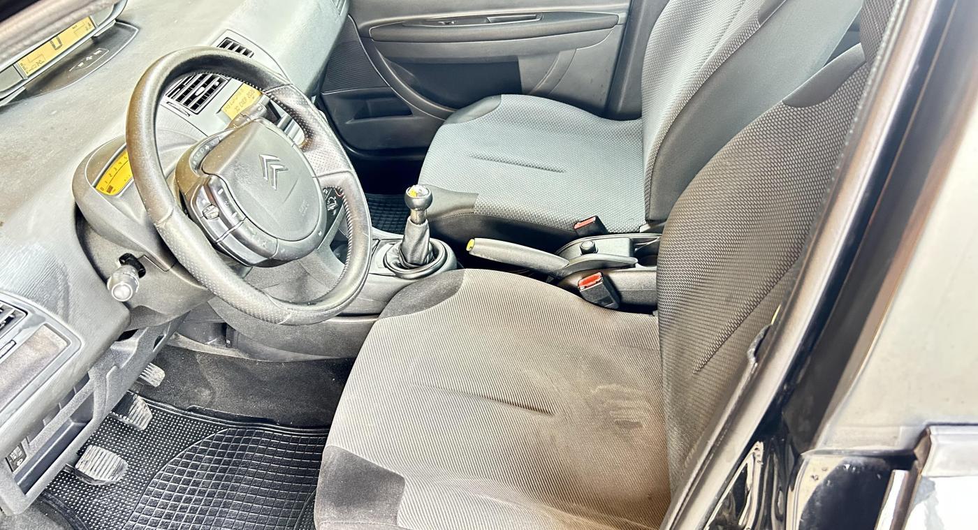 Citroen c4 1.6 i 108 cv